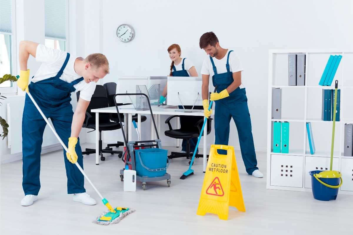How to Know When It’s Time to Get a Professional Office Cleaner