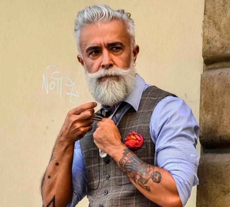 10 Best Gray Beard Styles that you can rock this Summer Season