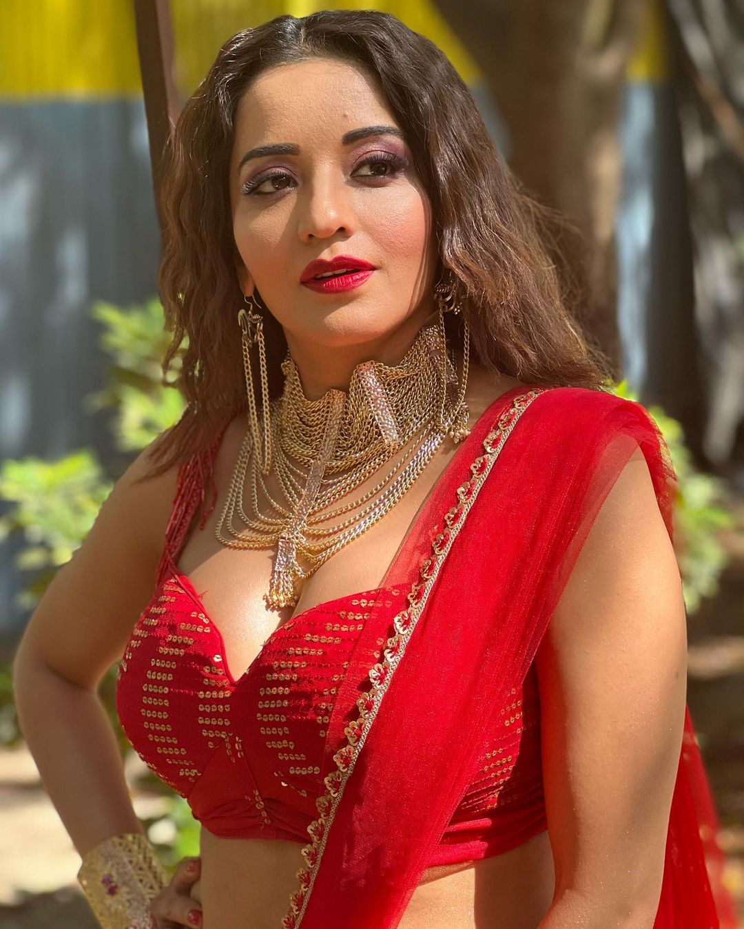 1080px x 1349px - 85+ Monalisa Hot, Sexy, and Bikini Photos of Bhojpuri Actress 'Antara  Biswas'