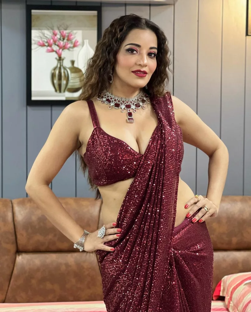 Www Bollywood Acterss Monalisa Pron Video Com - 85+ Monalisa Hot, Sexy, and Bikini Photos of Bhojpuri Actress 'Antara  Biswas'