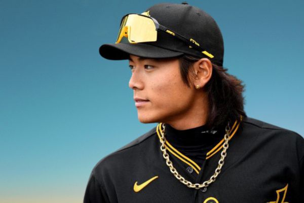 Ji Hwan Bae Net Worth 2024: How Much is the Korean baseball second baseman Worth?